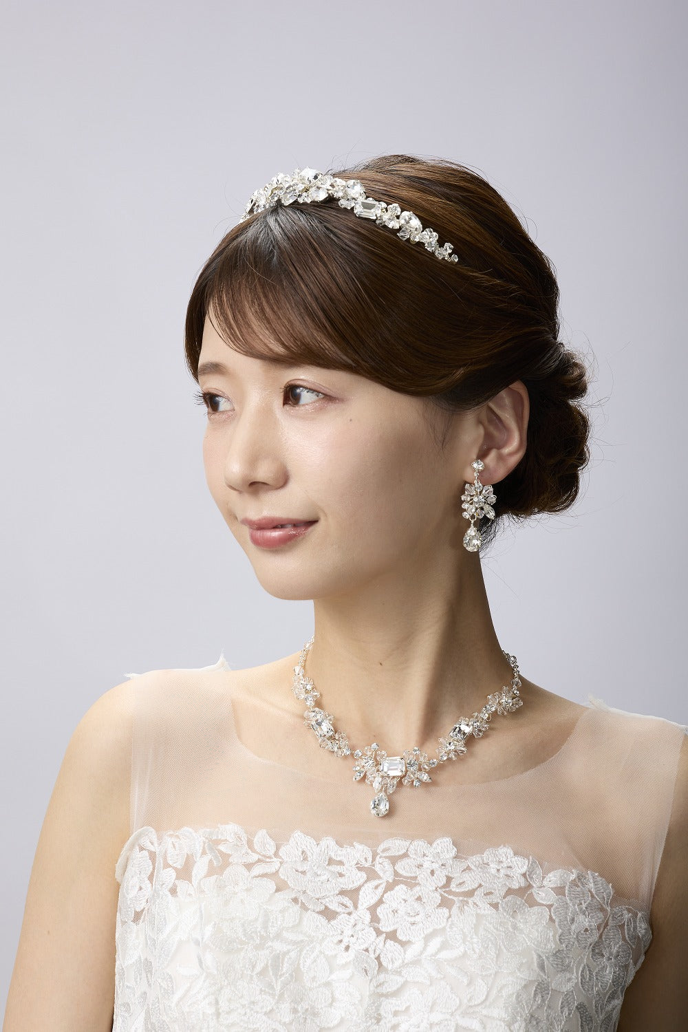 ブライダルヘッドドレス 贅沢クリスタルビジュー 高級ワイヤーアクセサリー LH-U124